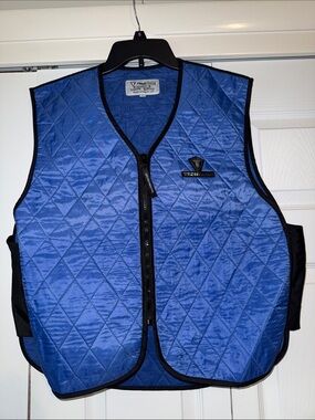 Men’s Texhniche Hyperkewl Light Weight Evaporative Cooling Sport V-Neck Vest